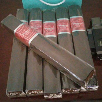 ABC Fine Wine & Spirits - cigars and a gift bag - Beer, Wine & Spirits Near Me - Naples, Florida