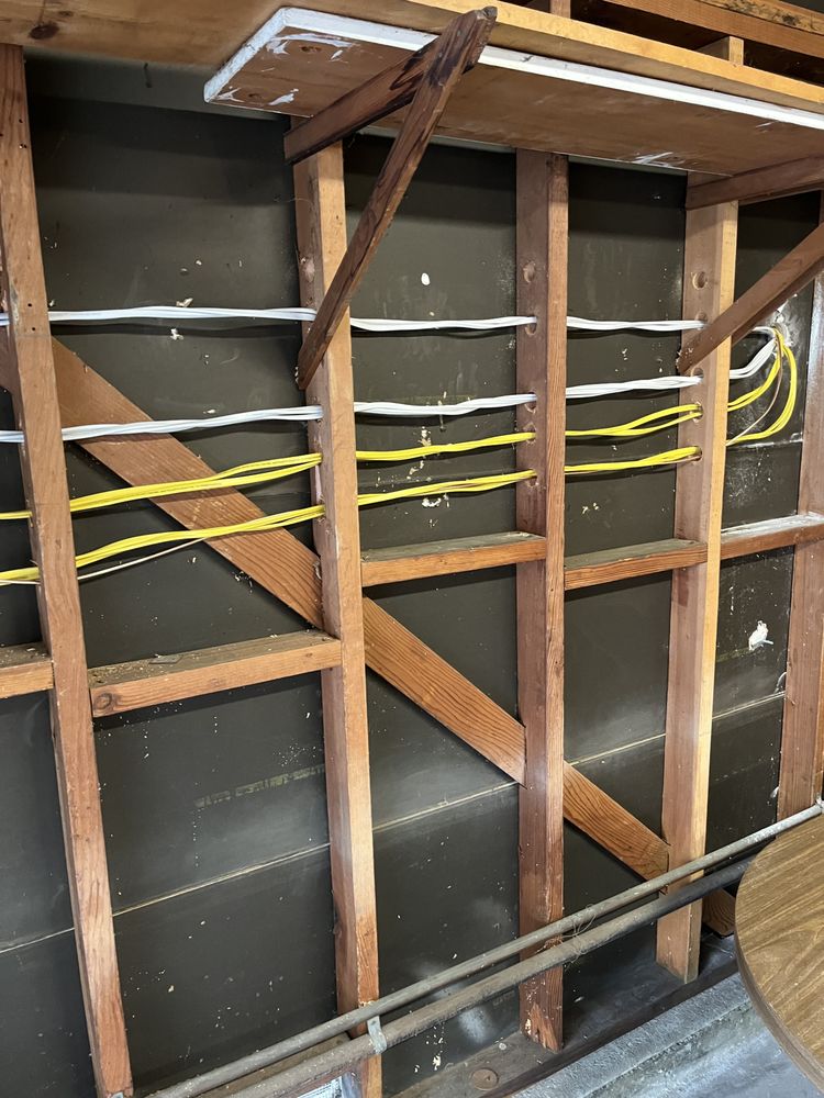 Slide of Silicon Valley Electricians