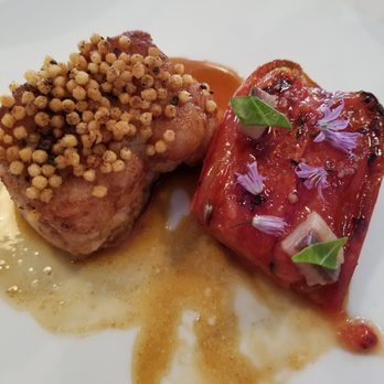 L'Agapé - Sweetbreads with roasted tomato - HEAVEN. Rich and moist, perfectly paired with a luscious red. - French Near Me - Paris, 75