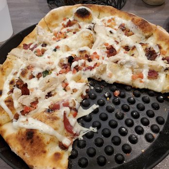 Malawi's Pizza - Chicken Bacon Ranch - Pizza Near Me - Provo, Utah