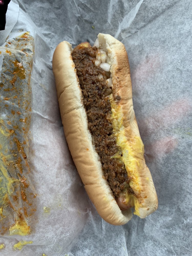 RUDY’S HOT DOG Updated October 2024 17 Photos & 39 Reviews 4747