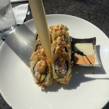 Yamashiro - Golden State Cut Roll - Japanese Near Me - Redondo Beach, California Yamashiro - Golden State Cut Roll - Japanese Near Me - Redondo Beach, California