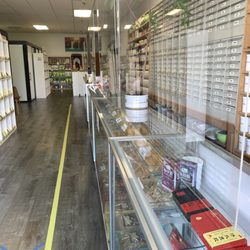 Dana Herbal Market