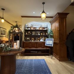 Hollow Brook Golf Club - Foyer