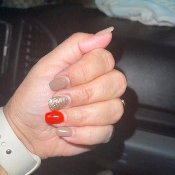 Lexi Nail Spa - The nail with glitter is overly thick and uneven. (This isn't right after my fill it's about 2 weeks out) - Nail Salons Near Me - Elk Grove, California Lexi Nail Spa - The nail with glitter is overly thick and uneven. (This isn't right after my fill it's about 2 weeks out) - Nail Salons Near Me - Elk Grove, California