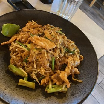 Suri Sushi Thai - Fresh pad Thai - Ramen Near Me - Weston , Florida Suri Sushi Thai - Fresh pad Thai - Ramen Near Me - Weston , Florida