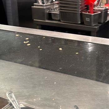 Chipotle Mexican Grill - Prep area filthy. Dishes backing up. - Mexican Near Me - Effingham, Illinois