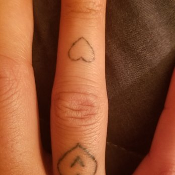 Mad Hatter Tattoo - The lines are jagged and look horrible. - Tattoo Near Me - Danbury, Connecticut Mad Hatter Tattoo - The lines are jagged and look horrible. - Tattoo Near Me - Danbury, Connecticut