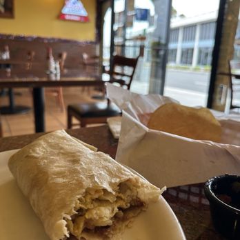 Carnitas La Villa - Solid burrito and salsa - Mexican Near Me - Newport Beach, California Carnitas La Villa - Solid burrito and salsa - Mexican Near Me - Newport Beach, California