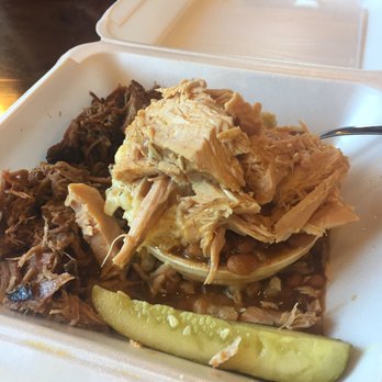 Lonnie Q's BBQ - Barbeque Near Me - Topeka, Kansas