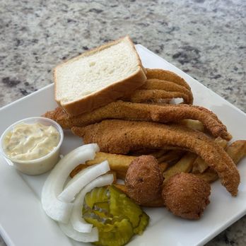 Chicken King - Catfish strip dinner - Food Near Me - North Little Rock, Arkansas Chicken King - Catfish strip dinner - Food Near Me - North Little Rock, Arkansas