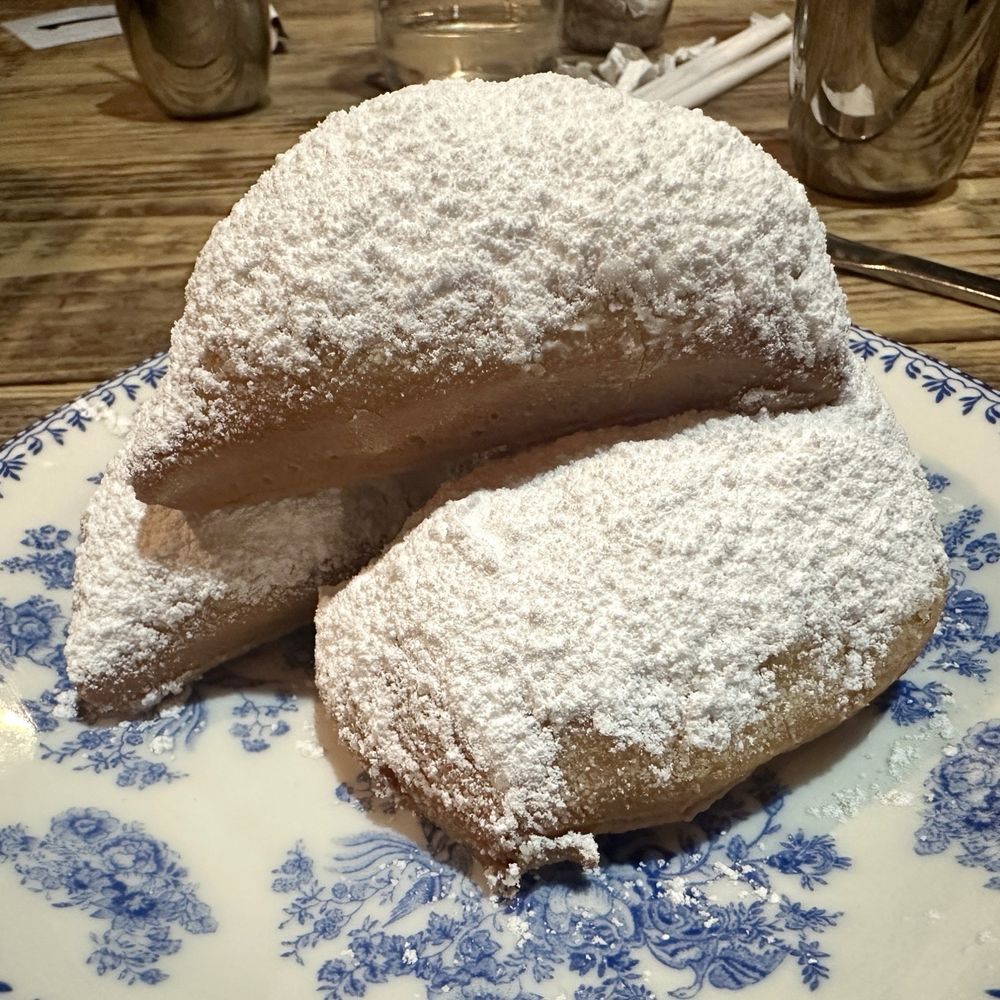 Luella's Southern Kitchen - Beignets - Southern Near Me - Chicago, Illinois Luella's Southern Kitchen - Beignets - Southern Near Me - Chicago, Illinois
