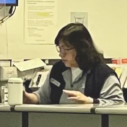 US Post Office - Employee: [ clerk: 05 ]