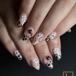 LP Luxury Nail Lounge