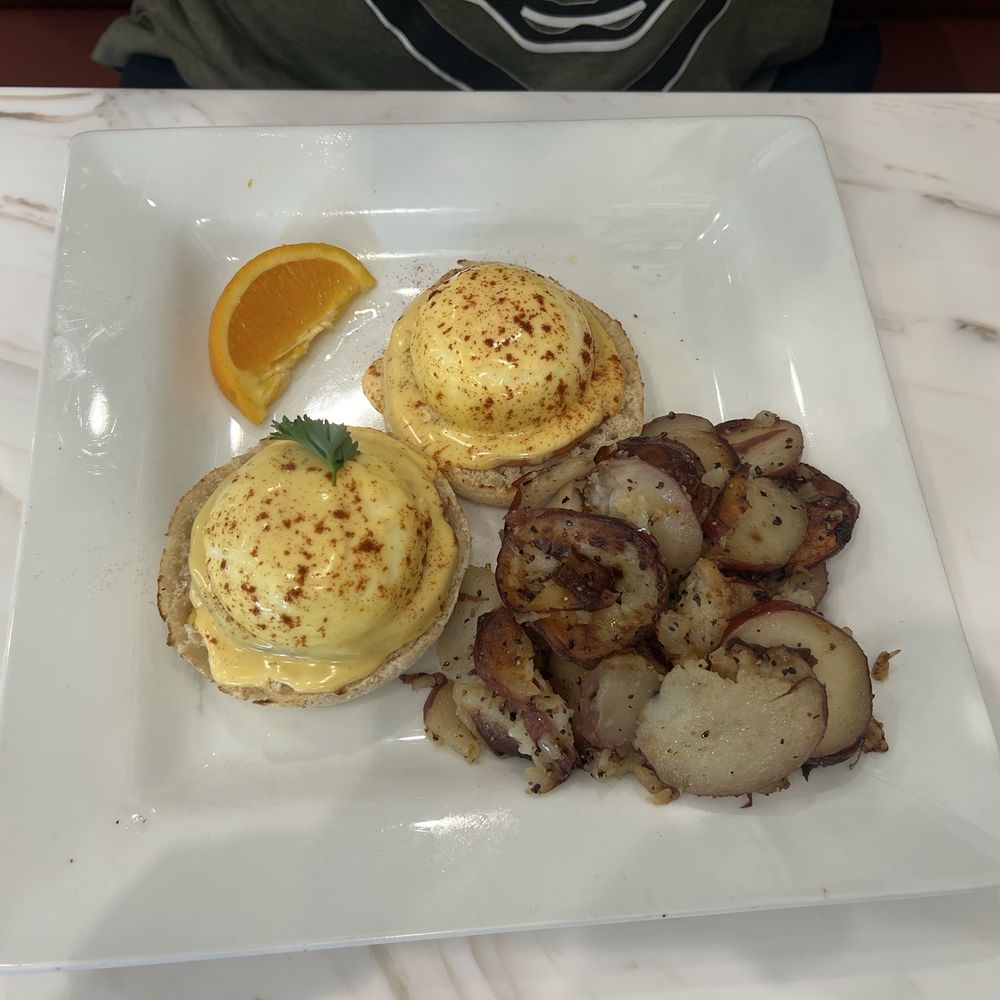 Keke's Breakfast Cafe - Eggs Benedict with home fries - American Near Me - Fort Worth, Texas Keke's Breakfast Cafe - Eggs Benedict with home fries - American Near Me - Fort Worth, Texas