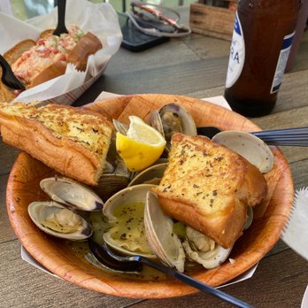 DJ's Clam Shack - Bowl of clams - Seafood Near Me - Key West, Florida DJ's Clam Shack - Bowl of clams - Seafood Near Me - Key West, Florida