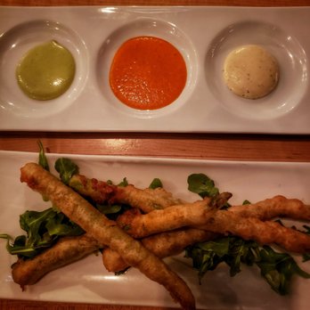 fourteensixteen - Asparagus fingers with 3 sauces - New American Near Me - La Grange, Illinois