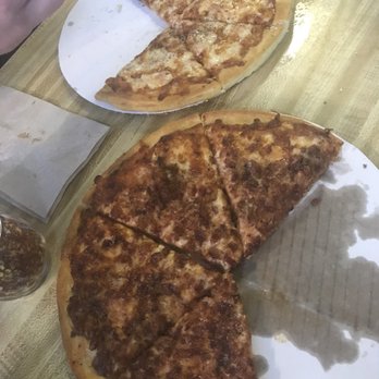 Lindos Pizza - Pizza Near Me - Middleboro, Massachusetts