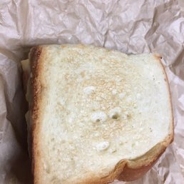 A ungrilled crap sandwich.