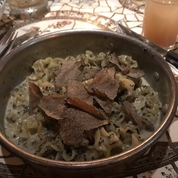 Gloria - Italian Near Me - London, XGL Gloria - Italian Near Me - London, XGL