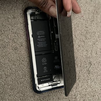 Tech Boys - Before - Mobile Phone Repair Near Me - North Hollywood, California