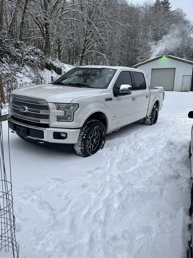 J&S AUTO AND RV SALES - Updated October 2025 - 27 Photos & 22 Reviews ...