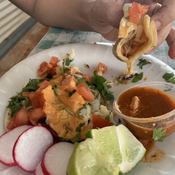 Tita's Pupuseria Truck - Camarones y Pescado tacos. Shrimp and Fish tacos. - Mexican Near Me - Buttonwillow, California