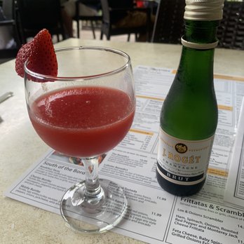 Eggs-Cetera Cafe - Watermelon mimosa - American Near Me - Lake Worth, Florida Eggs-Cetera Cafe - Watermelon mimosa - American Near Me - Lake Worth, Florida