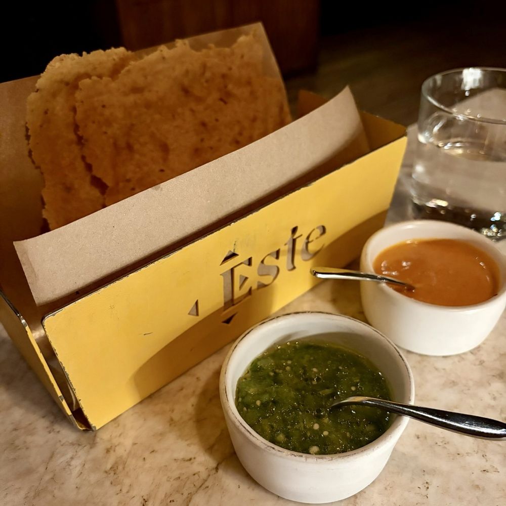 Este - Seafood Near Me - Austin, Texas Este - Seafood Near Me - Austin, Texas