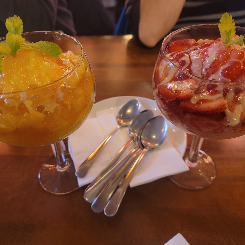Chiwa Bistro - Shaved ice (mango and strawberry) - Sushi Bars Near Me - Newark, Delaware