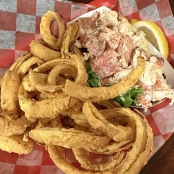 Donahue's Fish Market - Lobster roll with mayo and onion rings