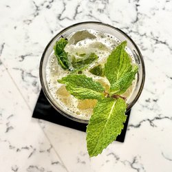 Carrie's Conservatory - Whiskey smash