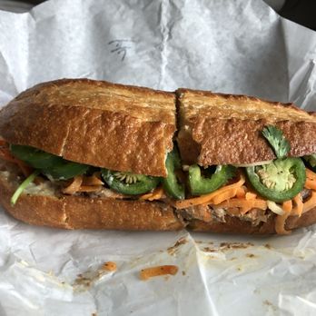 Dinosaurs Sandwiches - Beef Kare Kare banh mi w/extra jalapeños - Vietnamese Near Me - Pacifica, California