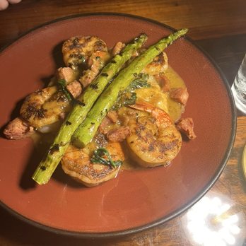 The Paper Canoe - Shrimp and grits - Seafood Near Me - Duck, North Carolina The Paper Canoe - Shrimp and grits - Seafood Near Me - Duck, North Carolina