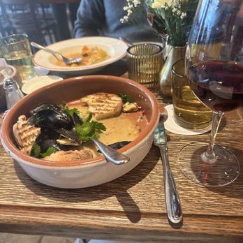 Felice 64 - Apps - mussles - Wine Bars Near Me - New York, New York Felice 64 - Apps - mussles - Wine Bars Near Me - New York, New York