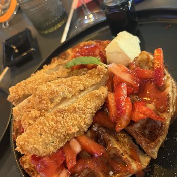 Nori - Chick'n and waffles - Vegan Near Me - Austin, Texas