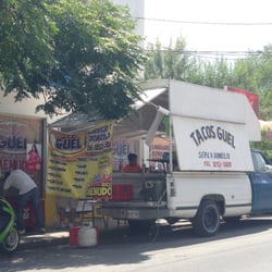 Tacos Güel - El carrito de los güel