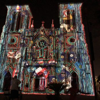 Main Plaza - FREE LIGHT SHOW! Saturday,Sunday &Tuesday night at 9pm. Here on a SUNDAY come early you'll get great seating. Absolutely amazing - Landmarks & Historical Buildings Near Me - San Antonio, Texas