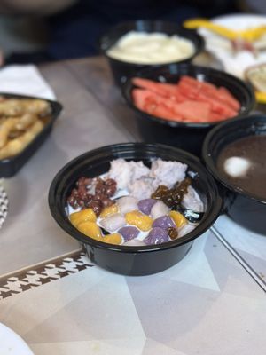 Metro Hong Kong Dessert and Milk Tea by null