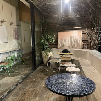 Milk & Honey - Outside overview - Coffee & Tea Near Me - Costa Mesa, California