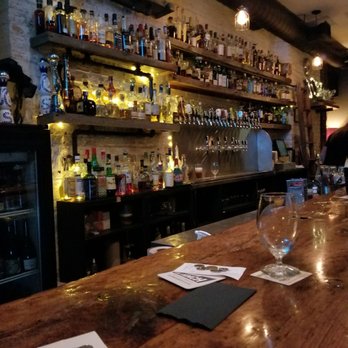 Bar Hop - Bar area - Bars Near Me - Toronto, Ontario