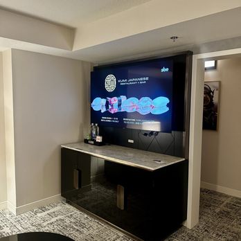MGM Grand - One of two large screen televisions - Hotels Near Me - Las Vegas, Nevada MGM Grand - One of two large screen televisions - Hotels Near Me - Las Vegas, Nevada