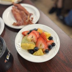 Downtown cafe - Fruit cup