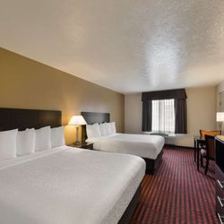 Best Western Salinas Valley Inn & Suites - Double queen room