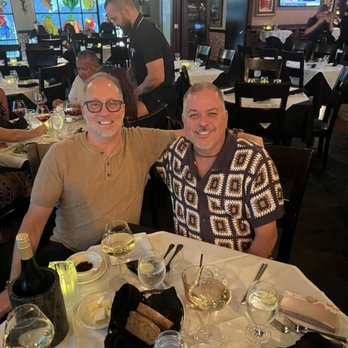 Anthony's Lounge & Ristorante - Italian Near Me - Murrieta, California