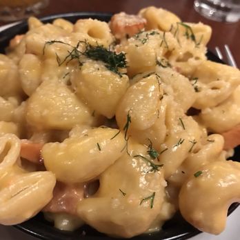 Sharps Roasthouse - Salmon macaroni and cheese - American Near Me - SeaTac, Washington