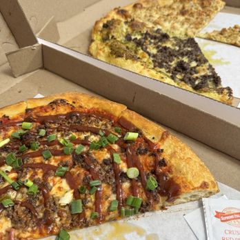 SauceBros Pizza - We met some other foodies there and we all just shared our pizza - Pizza Near Me - Plano, Texas SauceBros Pizza - We met some other foodies there and we all just shared our pizza - Pizza Near Me - Plano, Texas