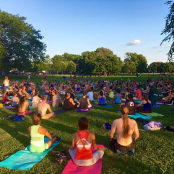 Margate Park - Yoga in the park - Parks Near Me - Chicago, Illinois Margate Park - Yoga in the park - Parks Near Me - Chicago, Illinois