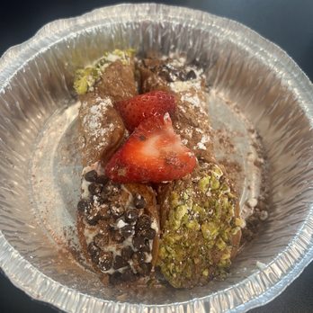 Fat Andy’s - Delicious cannoli's!!! Only made on Saturday's - Delis Near Me - Santa Fe, Texas