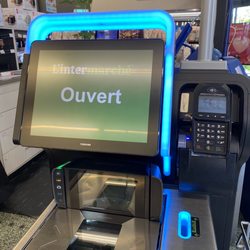Intermarché Boyer - Self check out station.